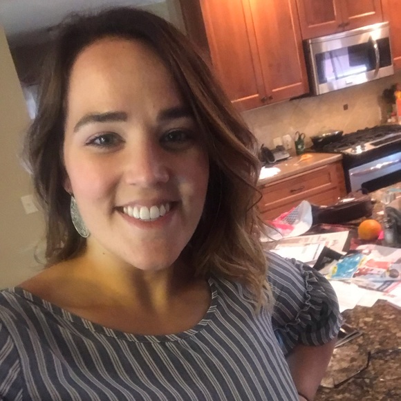 Meet your Posher, Kelsey - Picture 1 of 1